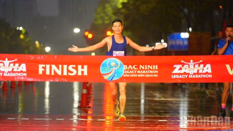 "Dấu chân Miền Quan họ” – Cung đường của sự giao thoa lịch sử và hiện đại. (Ảnh: T.TÚ)