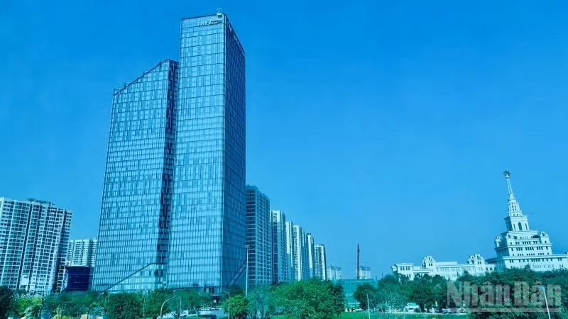 Thị trường ghi nhận sự dịch chuyển các khu vực ngoài trung tâm nội đô với hạ tầng cải thiện, quy hoạch đồng bộ và giá cạnh tranh. (Ảnh: HNV)