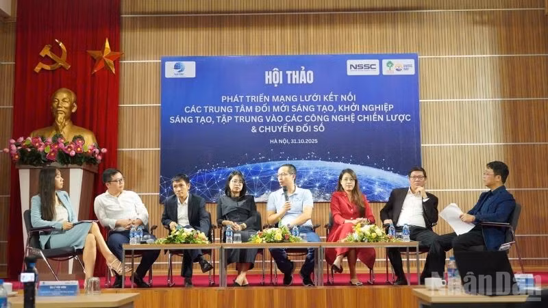 Các diễn giả trao đổi tại hội thảo. (Ảnh: HNV)