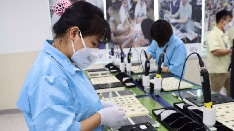 Người lao động có mức độ sẵn sàng cao với trí tuệ nhân tạo (AI) trong bối cảnh hiện nay. (Ảnh: PV)