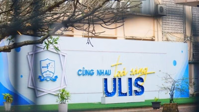 Trong thành tích Đại học Quốc gia Hà Nội có 2 lĩnh vực ngôn ngữ vào top 300 thế giới có đóng góp trực tiếp của Trường Đại học Ngoại ngữ.