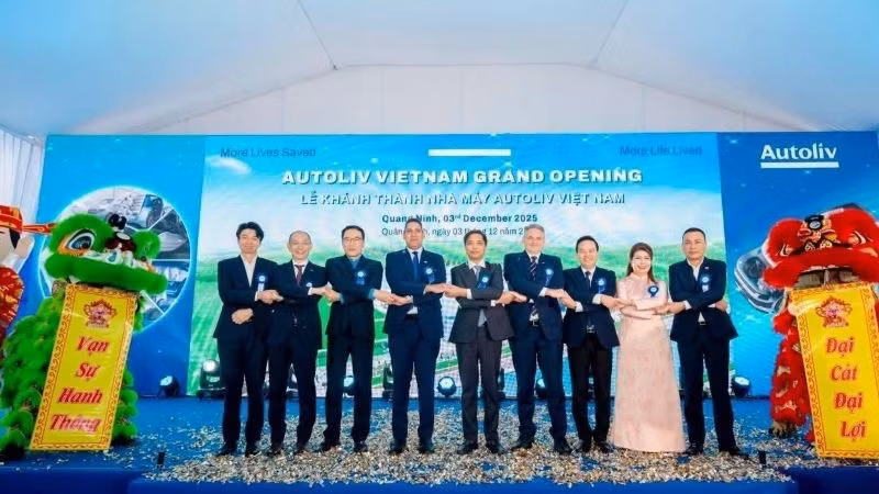 Đại sứ Thụy Điển tại Việt Nam dự lễ khai trương một nhà máy của nước này đầu tư vào Việt Nam. (Ảnh: Đại sứ quán Thụy Điển tại Việt Nam)