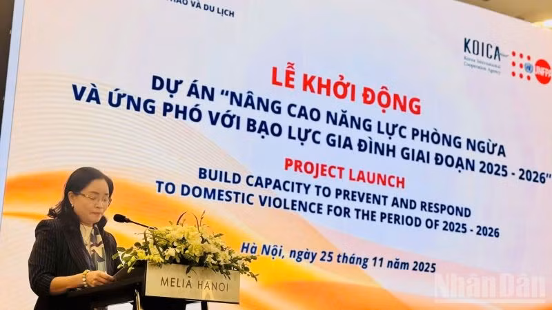 ndo_br_khoidong3.jpg