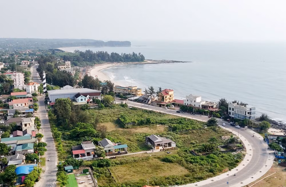 Bãi biển Cửa Tùng cần được đầu tư xứng tầm tương xứng vị thế “Nữ hoàng các bãi tắm” Việt Nam.