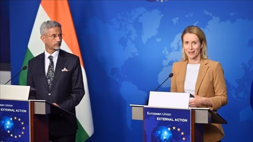 Đại diện Ấn Độ và EU họp báo tại Brussels (Bỉ).