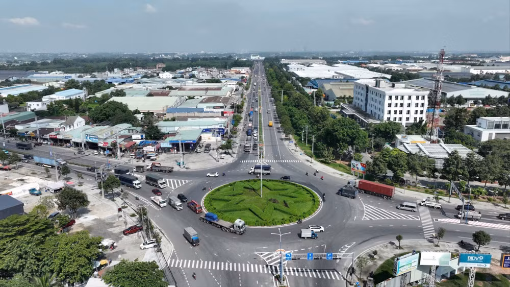 Một nút giao trên các tuyến đường huyết mạch vừa được tỉnh Bình Dương khánh thành vào ngày 18/6.