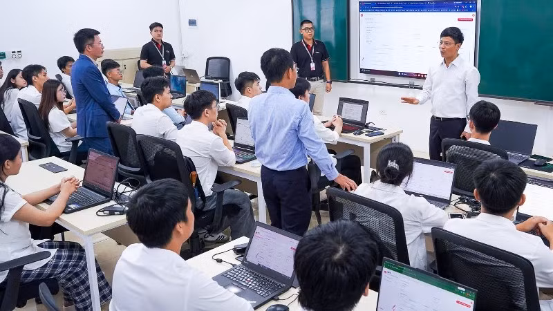 Thư viện Phúc Giang tại Trường đại học Công nghệ Thông tin và Truyền thông, Đại học Thái Nguyên, đơn vị nằm trong Hệ sinh thái hợp tác “3 nhà”. (Ảnh THÁI KHANG)