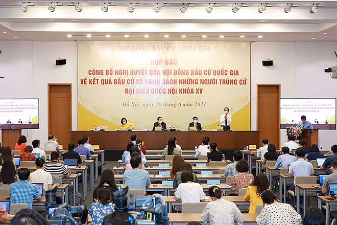 Toàn cảnh buổi họp báo. (Ảnh: Duy Linh)
