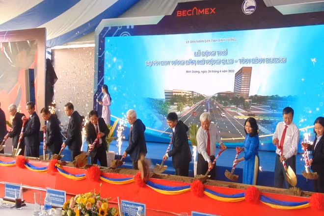 Khởi công dự án BOT Nâng cấp, mở rộng quốc lộ 13 - tỉnh Bình Dương.