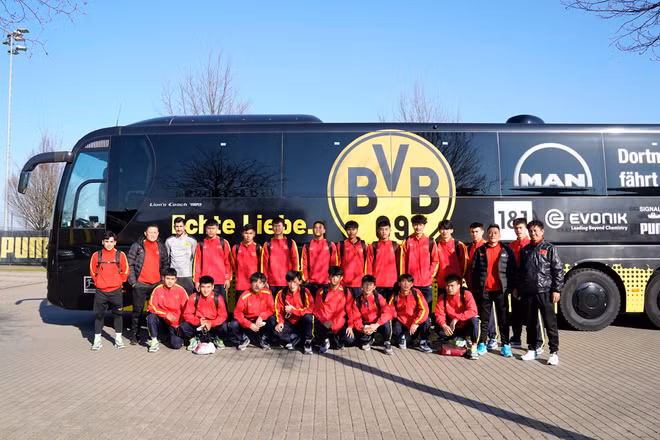 Đội tuyển U17 Việt Nam kết thúc tuần tập huấn tại Dortmund. (Ảnh: VFF)