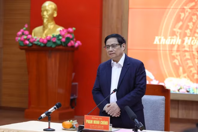 Thủ tướng Phạm Minh Chính làm việc với Ban Thường vụ Tỉnh ủy Khánh Hòa. (Ảnh: Nhật Bắc)