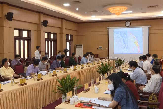 Quang cảnh cuộc họp.