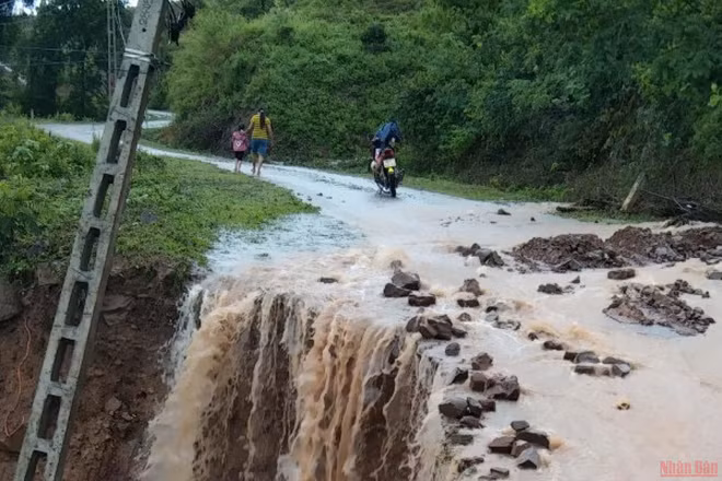 Hình ảnh ngập lụt tại huyện Lục Ngạn, Bắc Giang. (Ảnh: ĐẶNG GIANG)