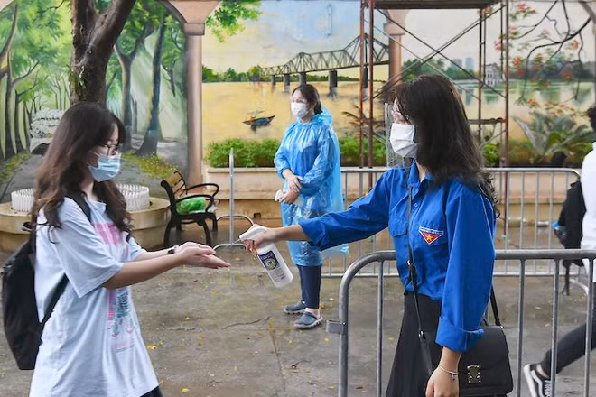 Tại Kỳ thi tốt nghiệp THPT 2021. Ảnh: THUỶ NGUYÊN