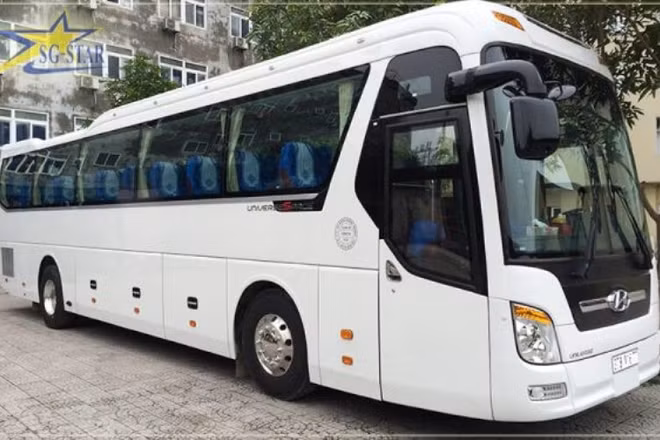 Phương tiện hoạt động vận chuyển chuyên gia, công nhân tại Hà Nội trong thời gian giãn cách phải được cấp mã xác nhận.