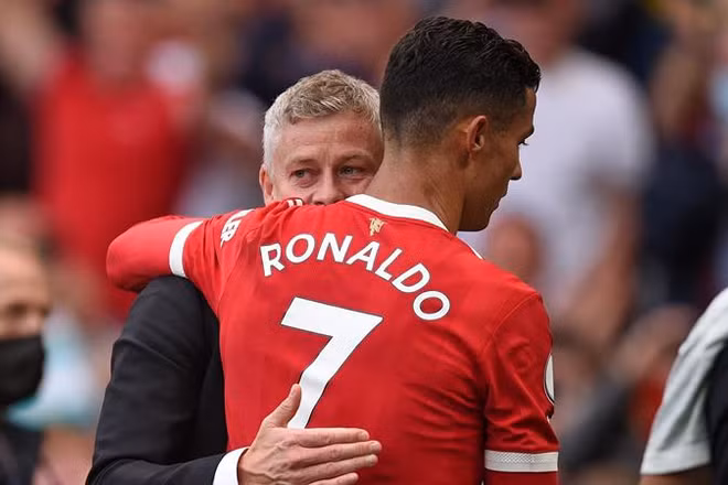Ronaldo liệu có thể giúp Solskjaer và MU vượt qua giai đoạn cam go sắp tới? (Ảnh: EuroSport)