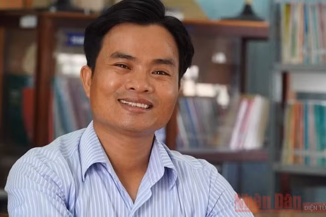 Thầy giáo Võ Văn Cư, trường THPT Nguyễn Văn Trỗi, huyện Tánh Linh (Bình Thuận). (Ảnh: CTV)