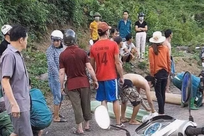 Lực lượng chức năng đã bàn giao thi thể các cháu cho gia đình để an táng.