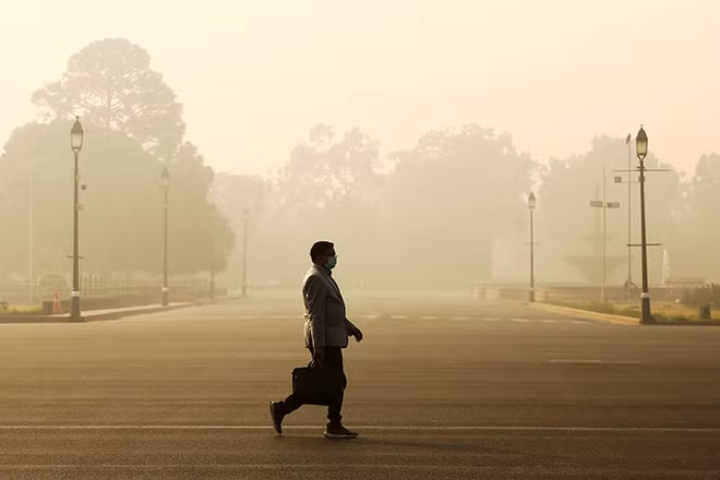 Ô nhiễm không khí làm giảm 9 năm tuổi thọ của 40% người dân Ấn Độ. (Ảnh: Reuters)