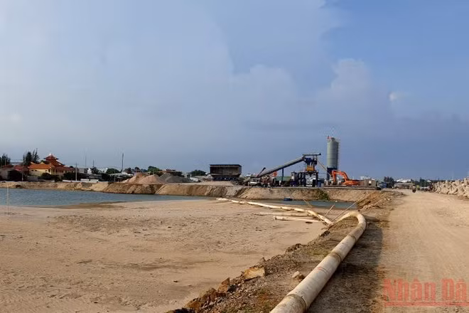 Dự án lấn biển phường Đức Long (Hamubay), TP Phan Thiết (Bình Thuận) do Công ty Trường Phúc Hải làm chủ đầu tư.
