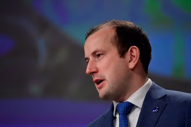 Ông Virginijus Sinkevicius, Ủy viên Môi trường, Đại dương và Thủy sản, thuộc Ủy ban châu Âu. Ảnh: Reuters.