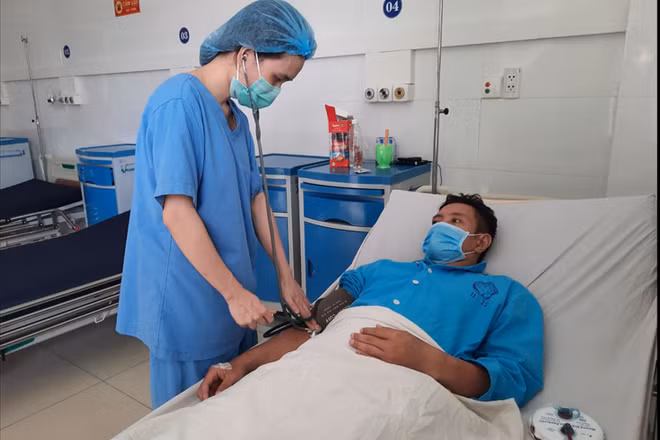 Bệnh nhân T.Q.V. được cứu sống sau ca phẫu thuật kéo dài gần 8 giờ