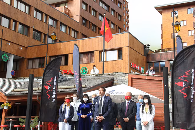 Thị trưởng Jean-Luc Boch nhấn mạnh ý nghĩa của những ngày Việt Nam tại La Plagne.
