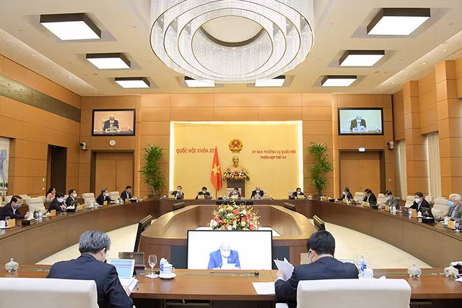 Quang cảnh phiên họp thứ 53 của Ủy ban Thường vụ Quốc hội, sáng 23-2. Ảnh: Quốc hội.
