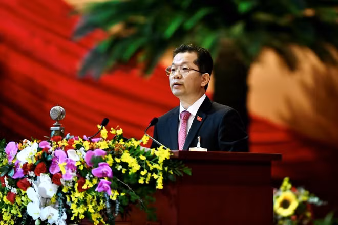 Bí thư Thành ủy Đà Nẵng Nguyễn Văn Quảng phát biểu tham luận.