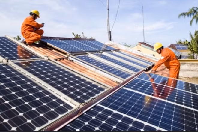 Điện mặt trời mái nhà phát triển bùng nổ, tổng công suất lên tới gần 9.300MWp