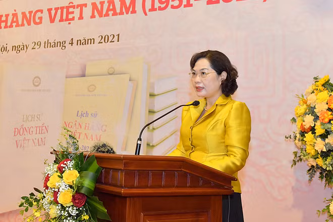 Ra mắt cuốn sách Lịch sử đồng tiền Việt Nam và Lịch sử Ngân hàng Việt Nam