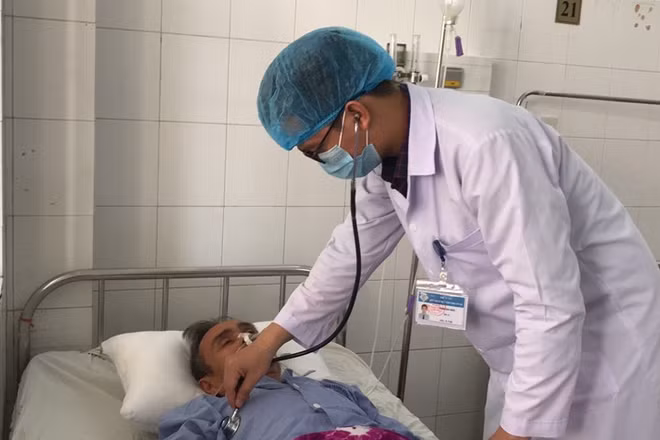 Bệnh nhân Đ.T.H. đã tỉnh sau khi được thay huyết tương.