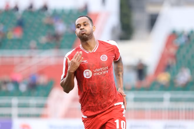 Pedro Paulo ghi hat-trick trong trận đấu này. (Ảnh: Phạm Ngọc)