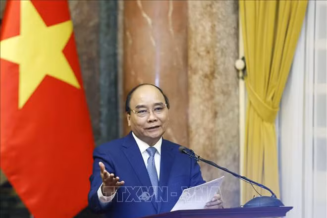Chủ tịch nước Nguyễn Xuân Phúc phát biểu tại buổi gặp mặt. (Ảnh: Thống Nhất/TTXVN)