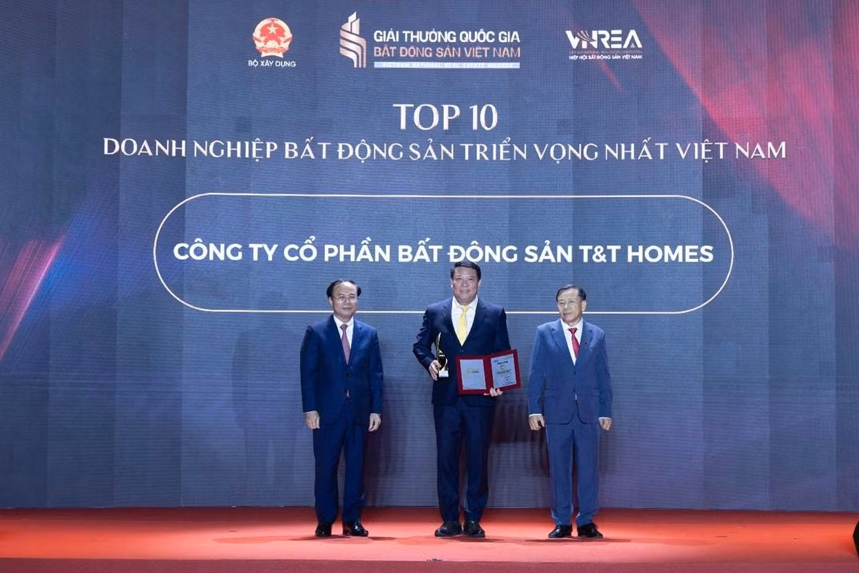 T&amp;T Homes được vinh danh Top 10 doanh nghiệp Bất động sản triển vọng nhất Việt Nam trong khuôn khổ Giải thưởng quốc gia Bất động sản.