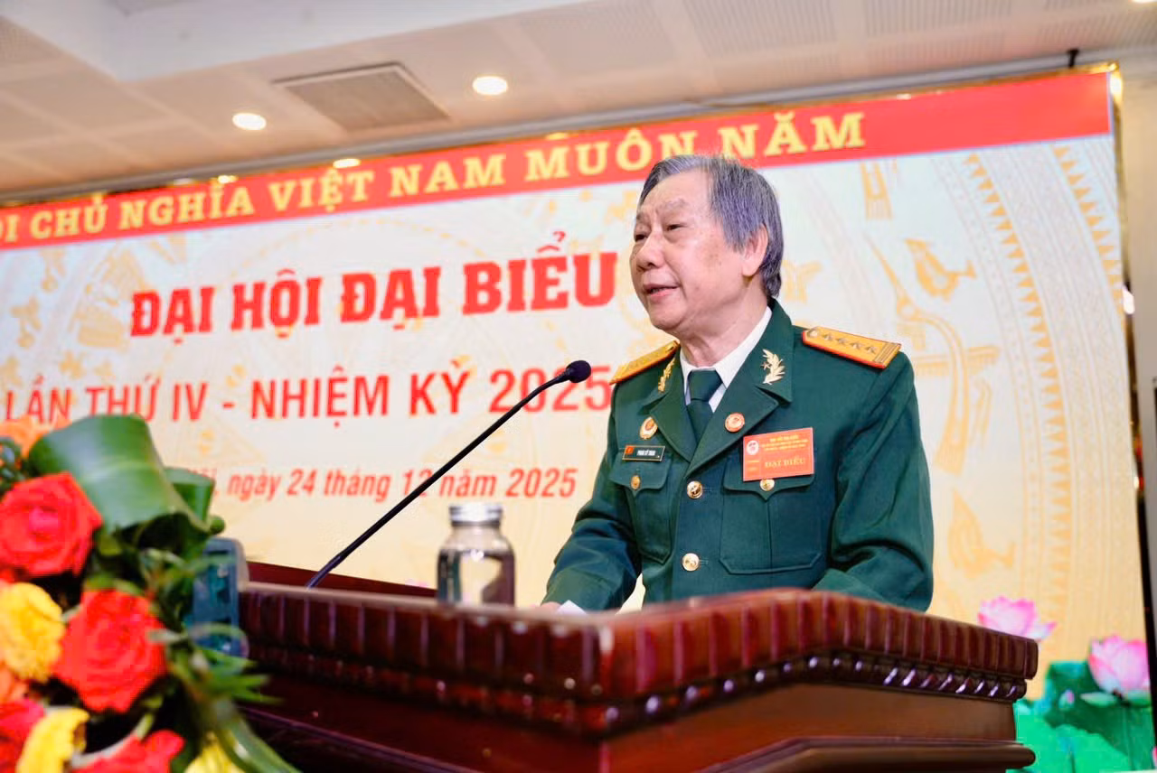phan-sy-thao.jpg