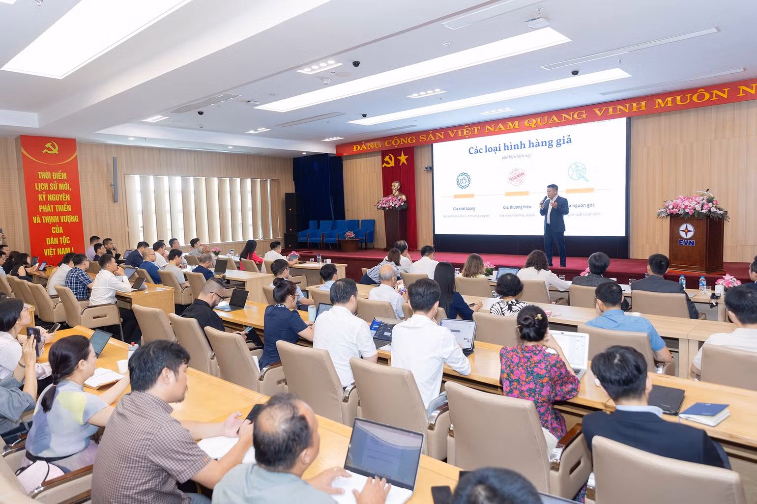 hieu9371-sao-chep.jpg