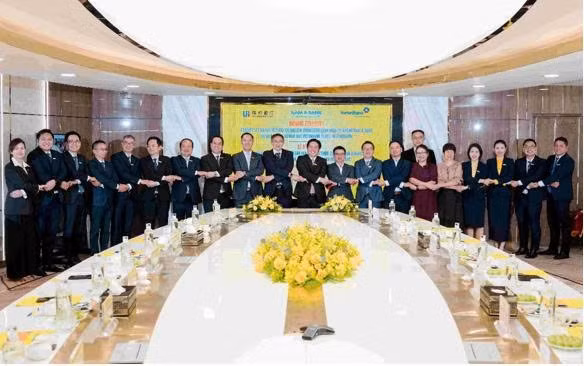 anh-3-nam-a-bank.jpg