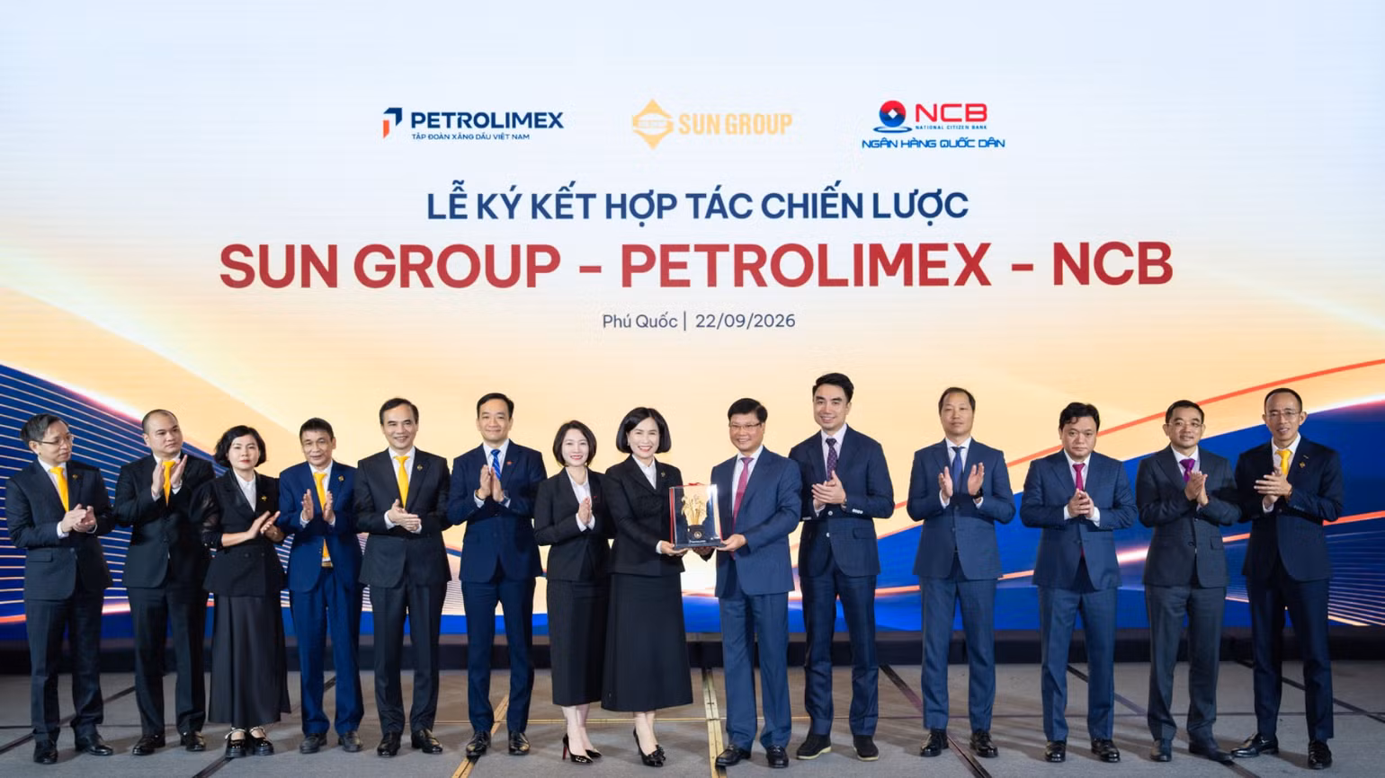 plx-sungroup-1.jpg