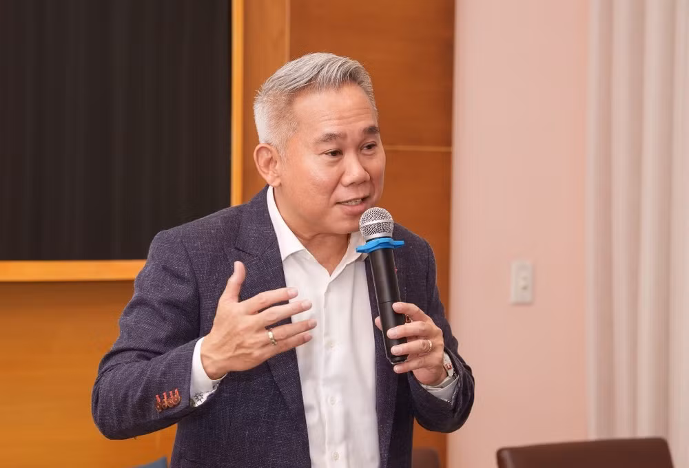 ong-eric-yeo-tong-giam-doc-aws-viet-nam.jpg