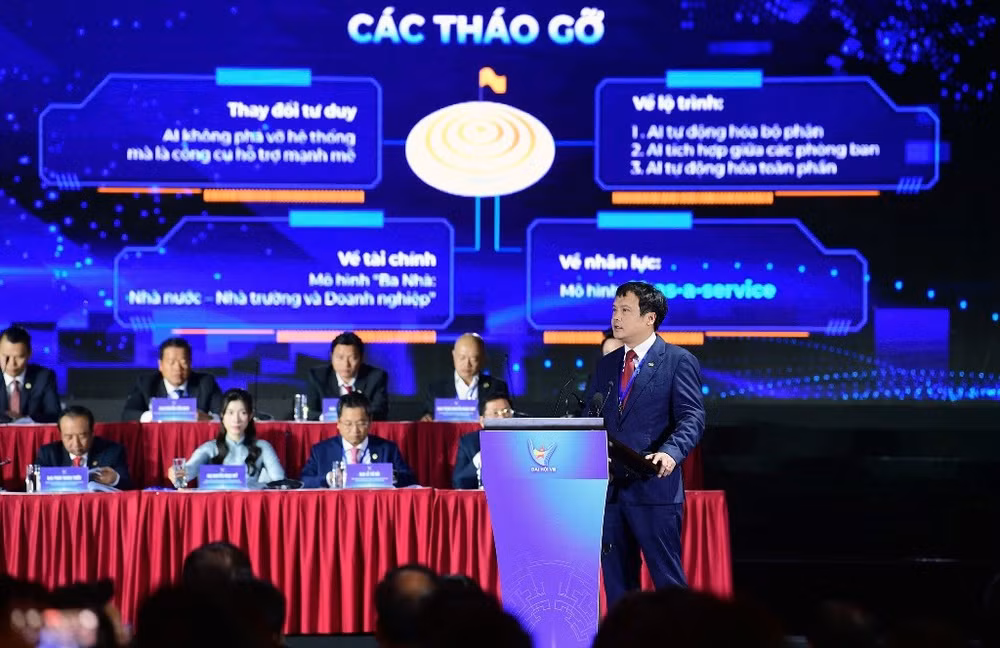 Tổng Giám đốc FPT Nguyễn Văn Khoa: Doanh nhân trẻ cam kết thực hiện ba đột phá mới.