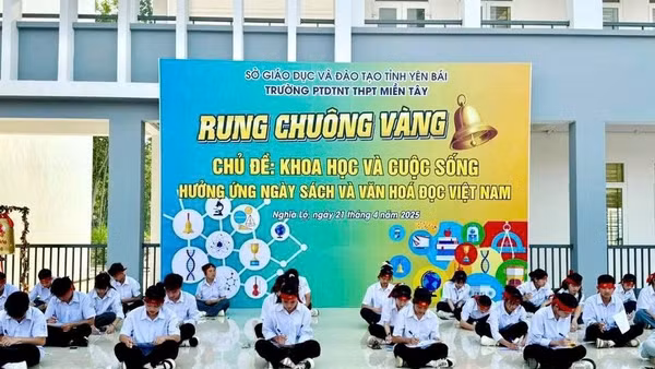 Trường PTNTNT THPT Miền Tây tổ chức nhiều hoạt động khơi dậy sự sáng tạo của học sinh.
