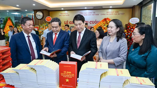 Giới thiệu cuốn sách của nguyên Chủ tịch nước Lương Cường về sức mạnh của dân tộc Việt Nam