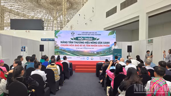 Hội thảo “Nâng tầm thương hiệu nông sản xanh - Chuẩn hóa bao bì và tem nhãn sản phẩm”. (Ảnh: KIM DUNG)