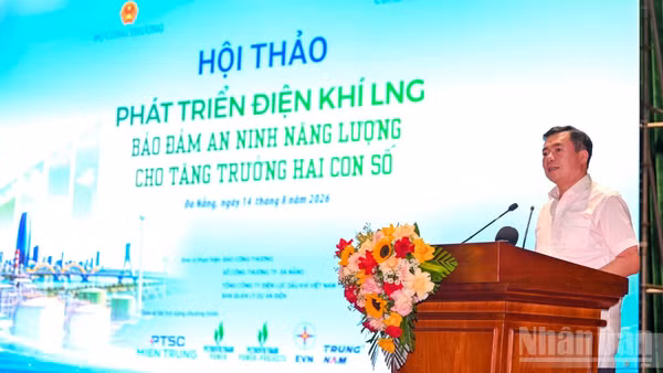 Thứ trưởng Công thương Nguyễn Sinh Nhật Tân phát biểu khai mạc hội thảo.