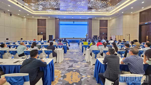 Hội nghị chuyên sâu ngành bán dẫn với chủ đề “Thúc đẩy ngành điện tử Việt Nam tiến vào kỷ nguyên mới”. (Ảnh: KIM DUNG)