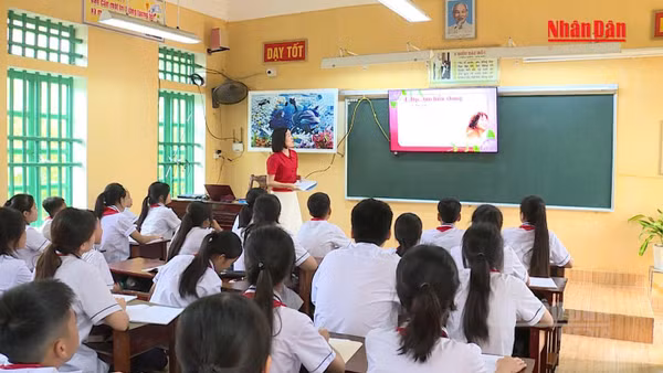 [Video] Bộ Giáo dục và Đào tạo đề xuất tăng định mức tiết dạy của giáo viên từ lớp 1 đến lớp 12