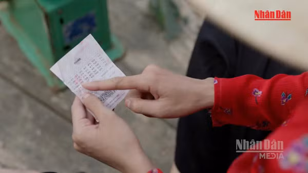 [Video] Bán vé số cho người dưới 18 tuổi có thể bị phạt đến 30 triệu đồng