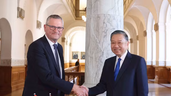 Tổng Bí thư, Chủ tịch nước Tô Lâm hội kiến Chủ tịch Quốc hội Đan Mạch Henrik Frandsen. Ảnh: Thống Nhất