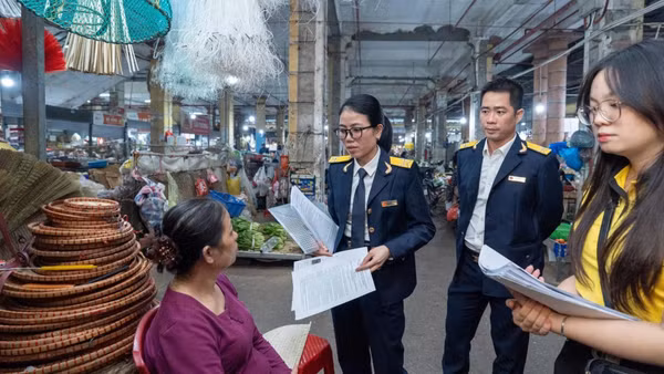 Hộ kinh doanh được tạo thuận lợi trong kê khai, tính và nộp thuế. (Ảnh: TL) 